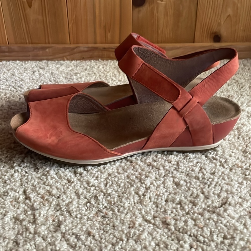 Dansko Vera milled nubuck - Picture 3 of 8